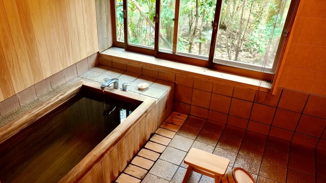 客室露天風呂 管理 自動化